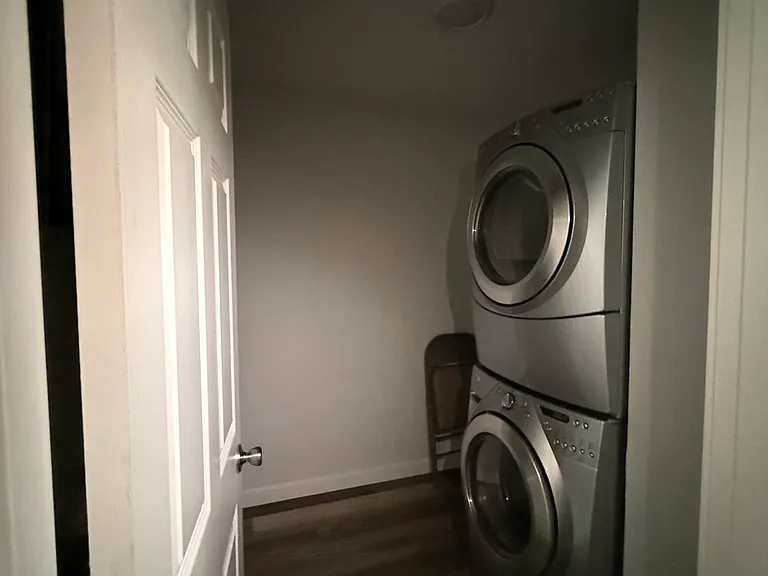1166 Middlebury Ln #1 — Photo 7