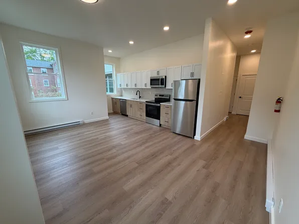 46 N Hamilton St, Poughkeepsie, NY
