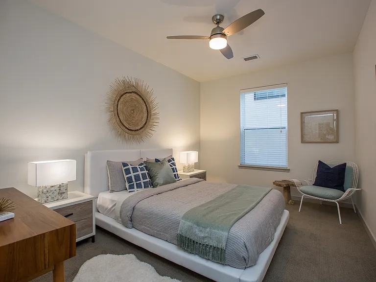 Decatur Point — Photo 23