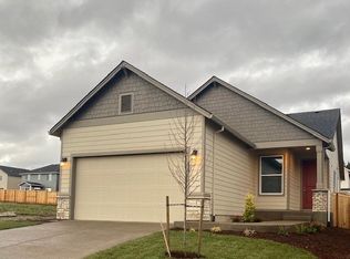 212 W 17th St, Lafayette, OR