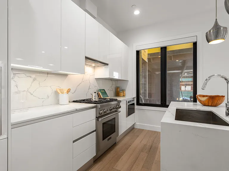 39 A St #1 — Photo 3