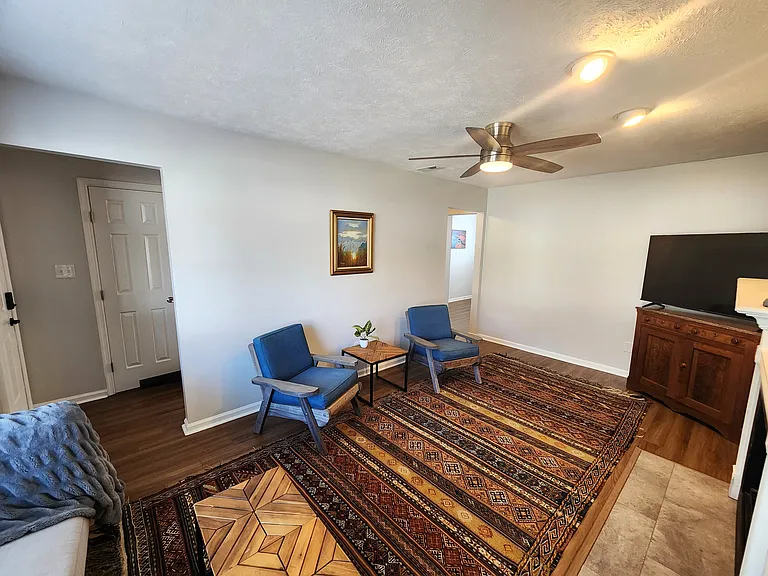 1710 Skiffes Creek Cir — Photo 6