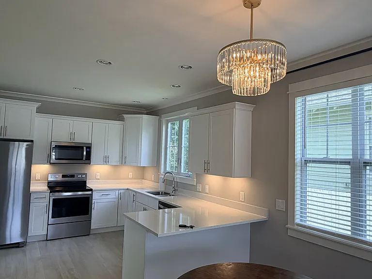 417 Juniper Dr — Photo 3