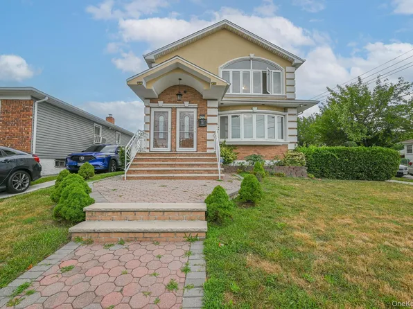 225-15 147 Avenue, Rosedale, NY 11413