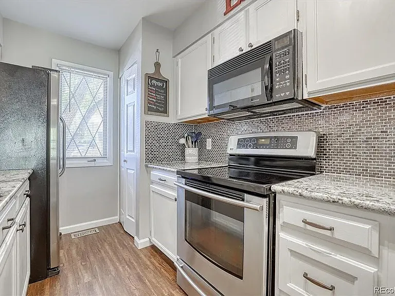 9579 W Cornell Pl — Photo 4
