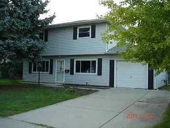 4728 Arnold Ave photo 1