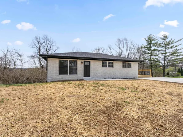 1831 Booth Quillen Rd, Ashland, KY 41102