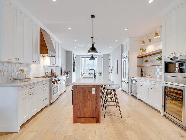 467 M St NW #1A — Photo 31