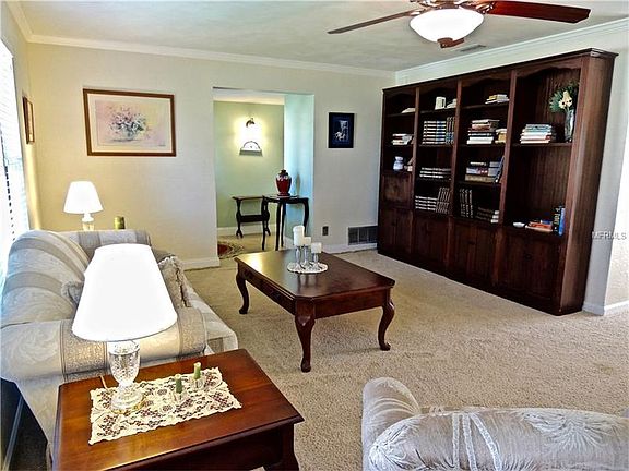 5th image of 6285 Tanglewood Dr NE