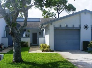 3807 Devenport Ct, Greenacres, FL 33463