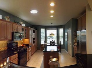 13292 Indiana Ct, Huntley, IL 60142