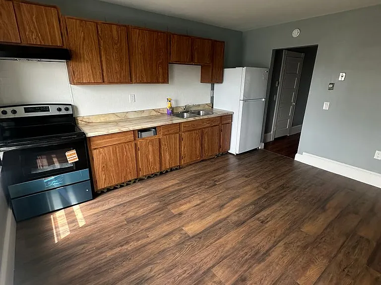 43 Prospect St — Photo 1