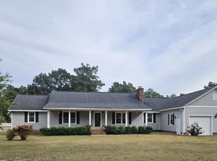 7522 Marie Dr, Fayetteville, NC 28311
