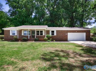 223 Sanderson Rd, Meridianville, AL 35759
