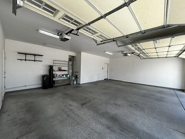 1298 E Avenida Fresca — Photo 13