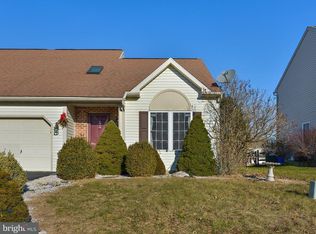 31 Michigan Dr, Sinking Spring, PA 19608
