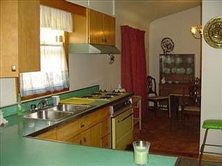 2nd image of 2817 Southlane Dr