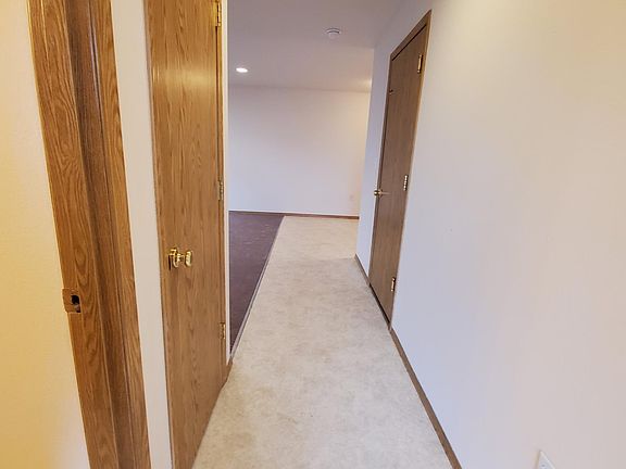 4th image of 1341 Kibler Ave #8