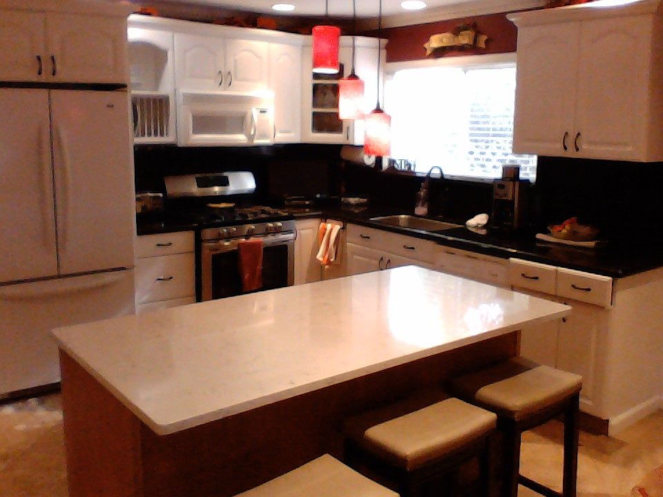 Kitchen with island