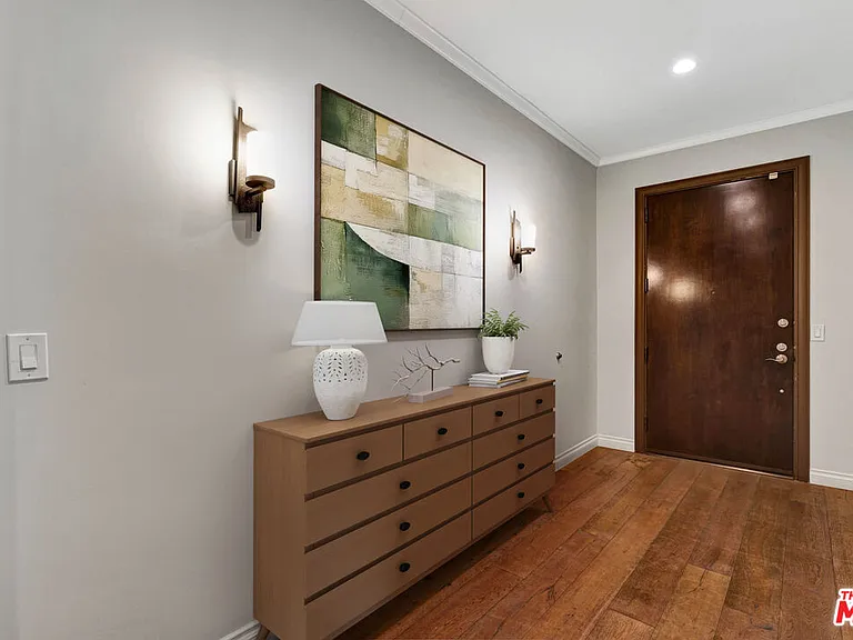 1260 S Beverly Glen Blvd #304 — Photo 31