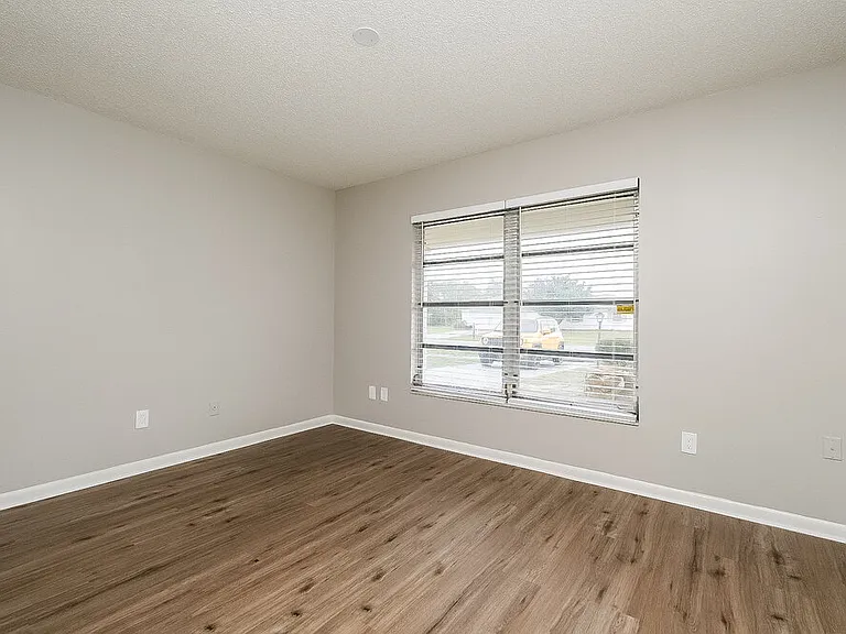 9350 Bayside Ct — Photo 13