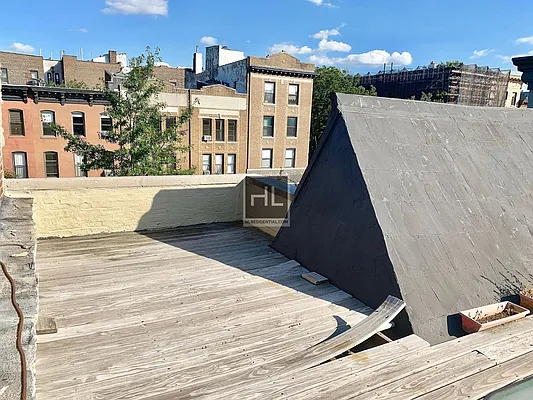 Rented by Highline Residential | media 23