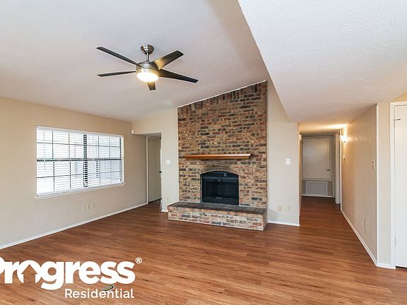 2nd image of 438 Everest Dr