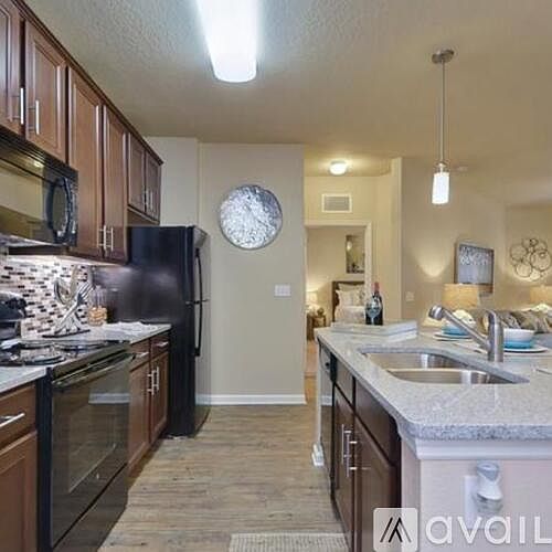 1st image of 1098 Seminole Blvd #123