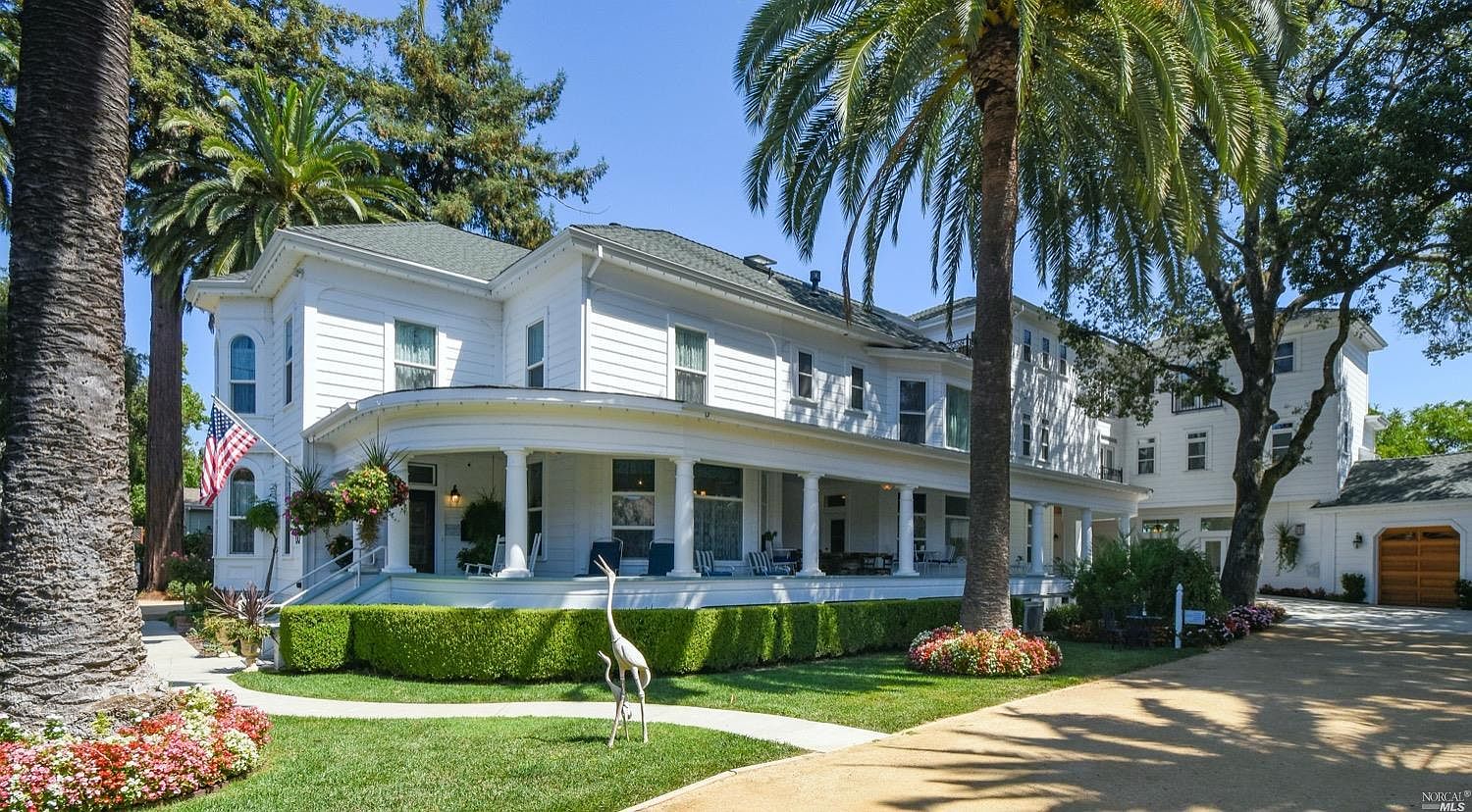 68 Front St, Healdsburg, CA 95448 Zillow