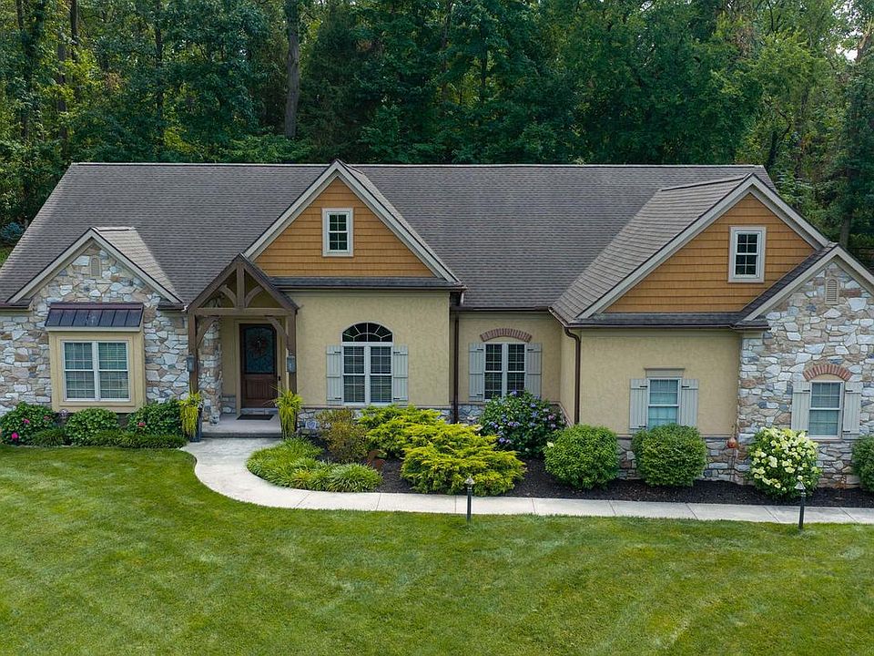 1st image of 144 Meadow Ln