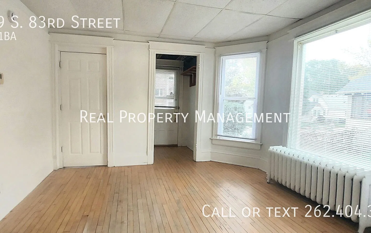 3 Bedroom Lower West Allis WI — Photo 4