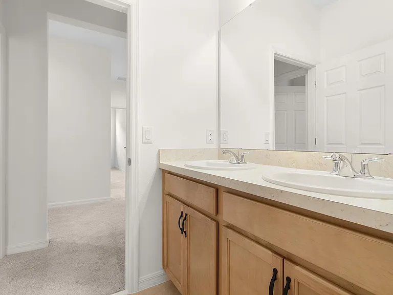 220 Hamlet Loop — Photo 17