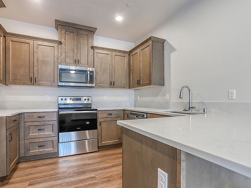 1st image of 3381 Lewis Ln