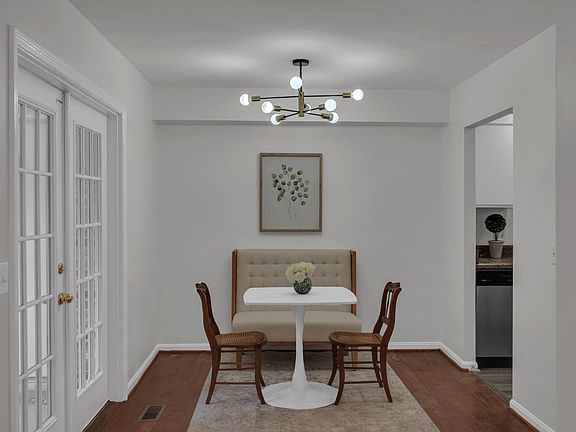 4th image of 5025 Hillsboro Pike APT 14Q
