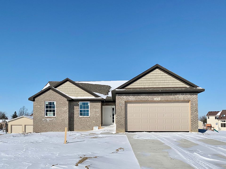 1st image of 1478 Woodlake Ln