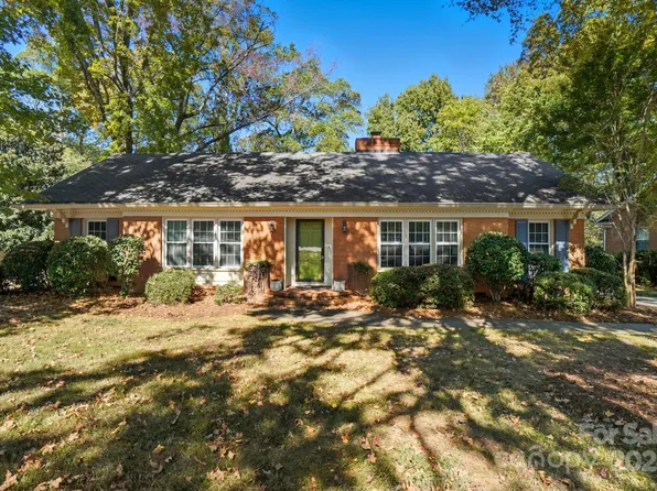 5926 Sharon Rd, Charlotte, NC 28210