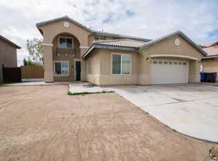 393 Countryside Dr, El Centro, CA 92243