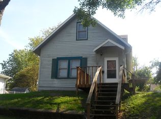 310 S Starr Ave, Burlington, IA 52601