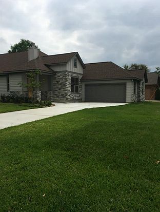 7103 Pleasure Lake Dr, Willis, TX 77318