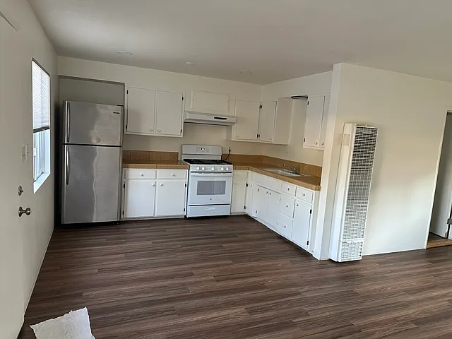 3730 S Higuera St — Photo 5