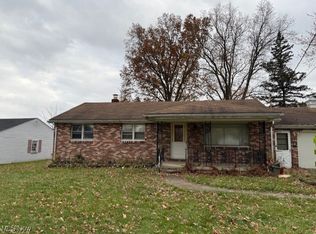 1913 Country Club Ave, Youngstown, OH 44514