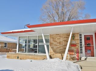 2126 34th St, Kenosha, WI 53140