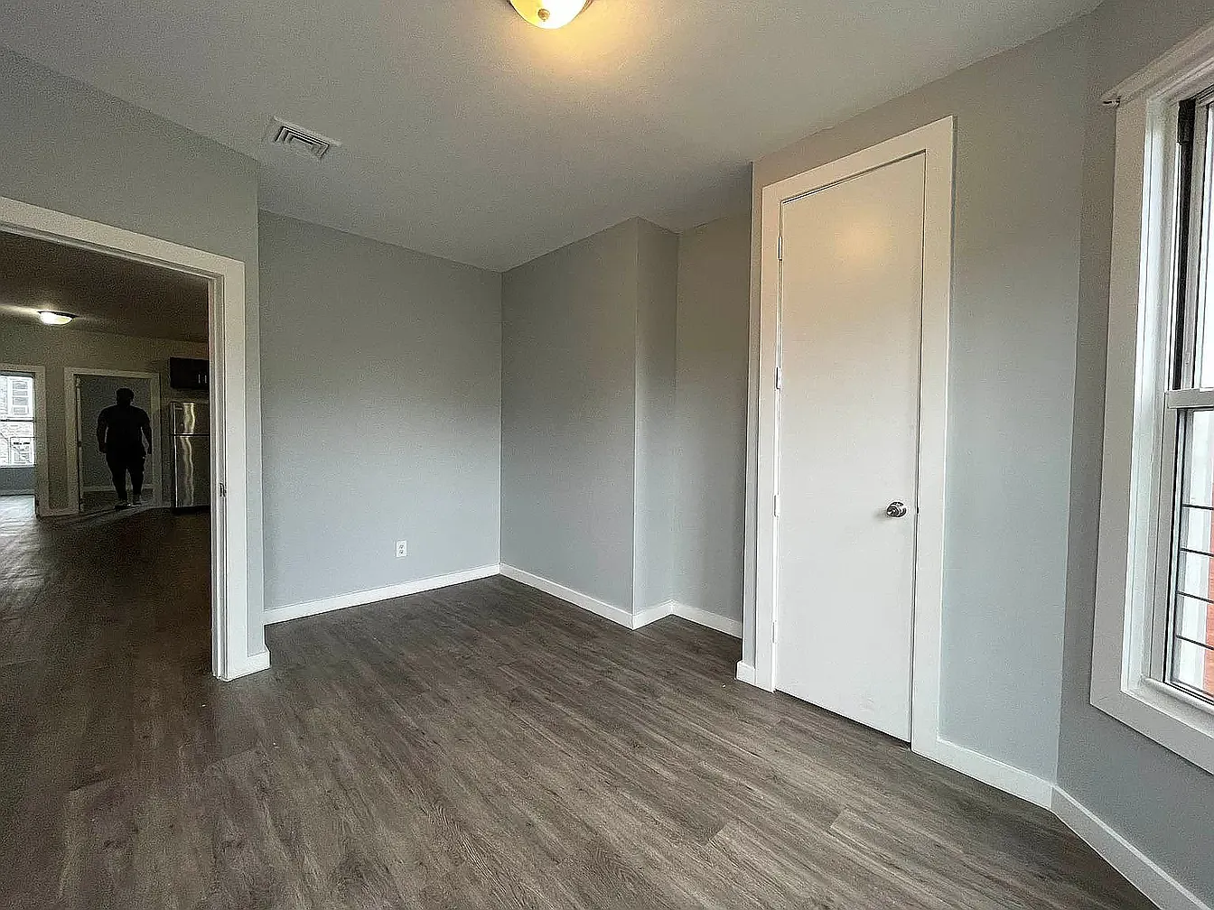 4 bed, $3,600 — Photo 4
