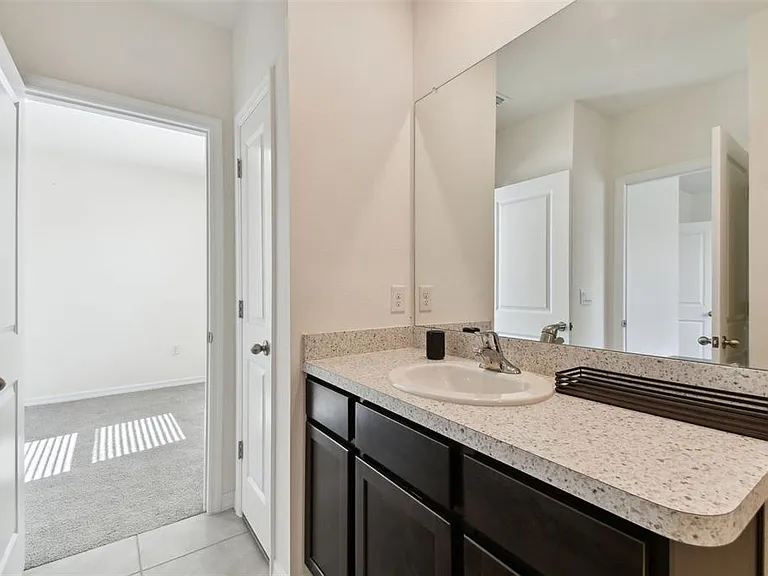 2880 Evergreen Elm Pass — Photo 24