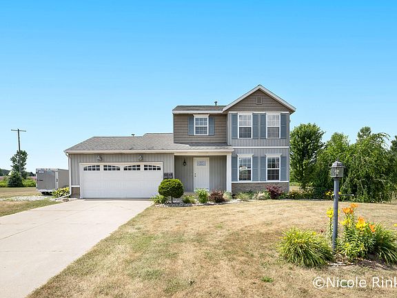2nd image of 8889 Marabella Ct NE