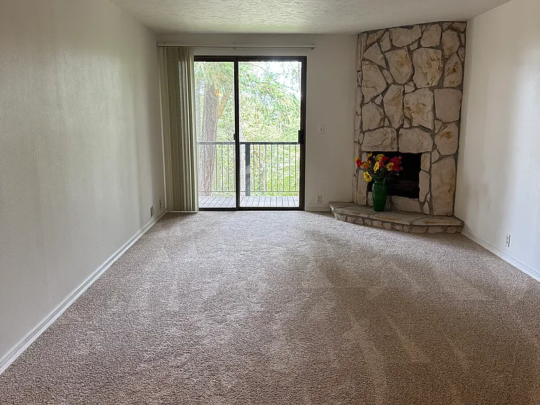 2671 Woodstone Pl — Photo 11