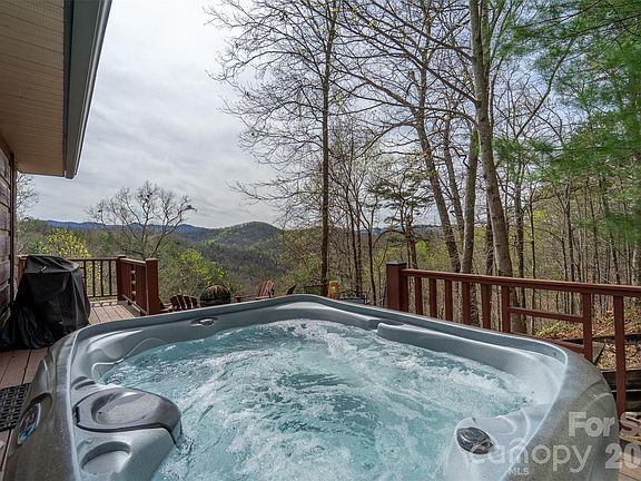 5th image of 183 Ridge Pl