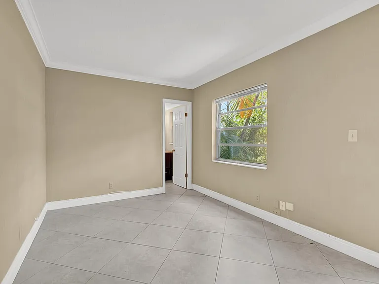 5501 NW 2nd Ave #111 — Photo 13