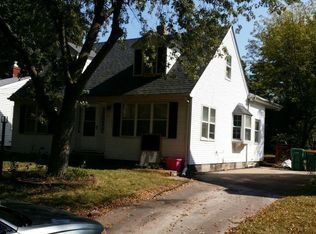 948 N 12th St, Dekalb, IL 60115
