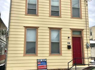 136 S 3rd St, Lebanon, PA 17042